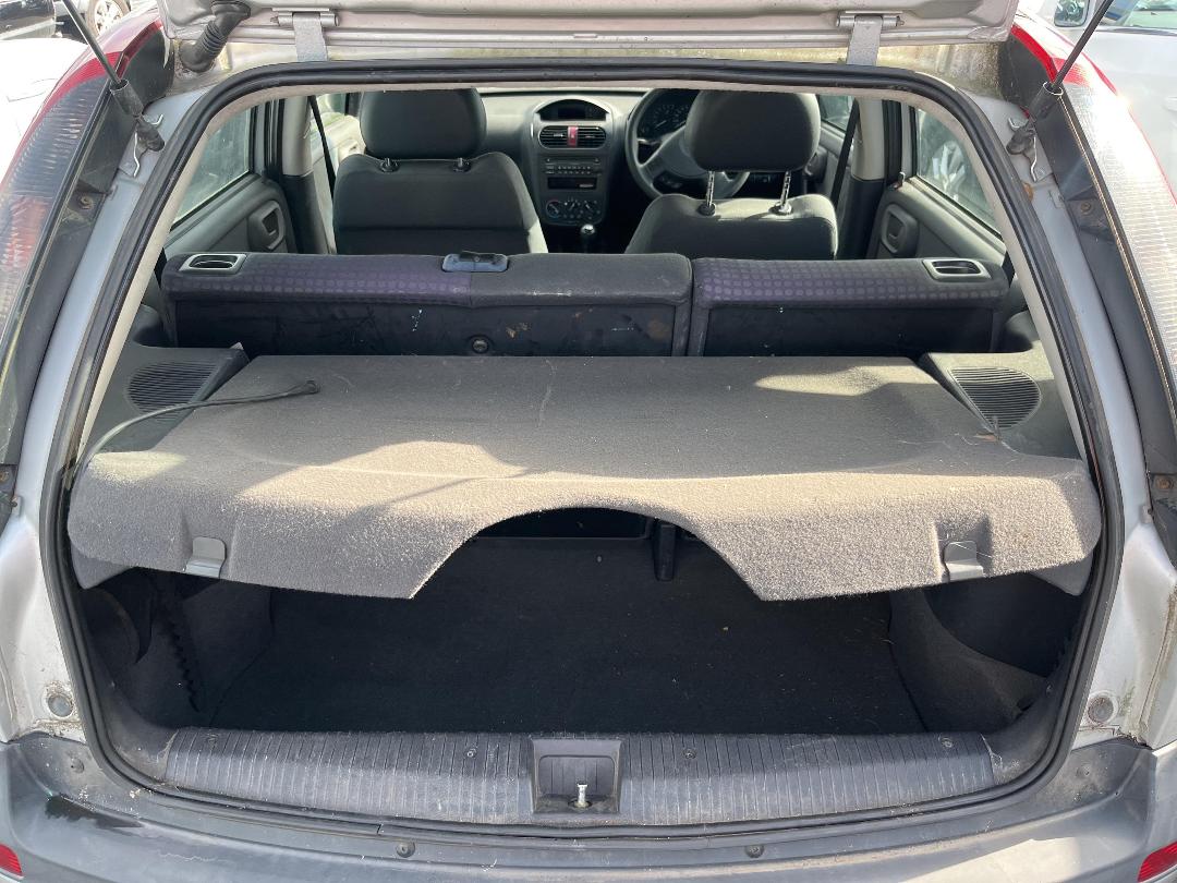 Photo '13' of Holden Barina XC Photo '13' of Holden Barina XC