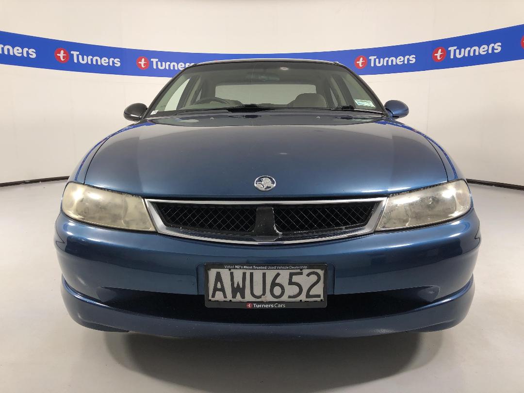 Photo '2' of Holden Berlina