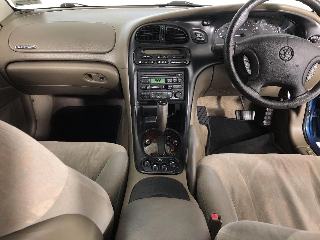 Photo '17' of Holden Berlina