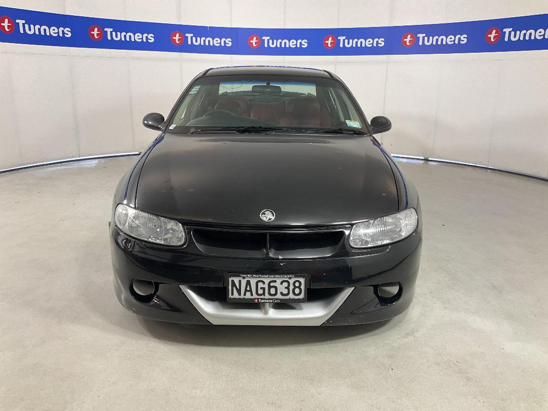 Photo '2' of Holden Commodore Photo '2' of Holden Commodore