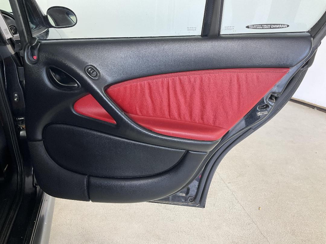 Photo '19' of Holden Commodore Photo '19' of Holden Commodore