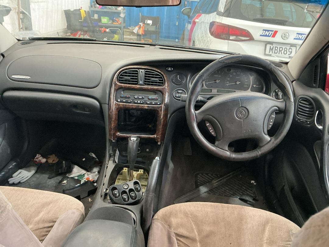 Photo '16' of Holden Commodore WH Statesman Photo '16' of Holden Commodore WH Statesman