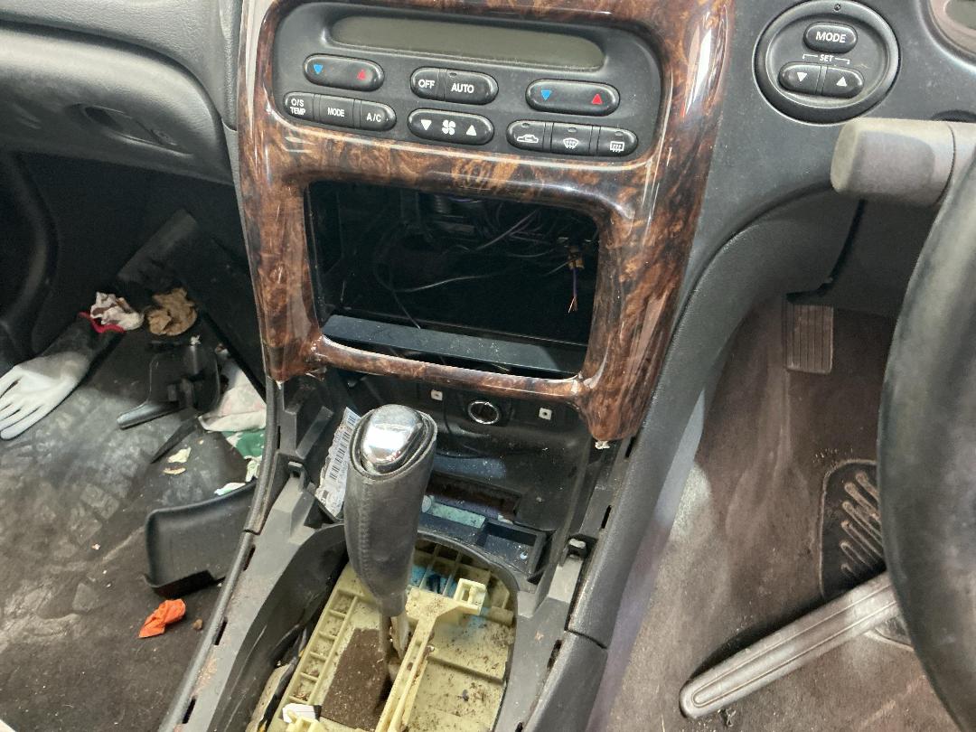 Photo '22' of Holden Commodore WH Statesman Photo '22' of Holden Commodore WH Statesman