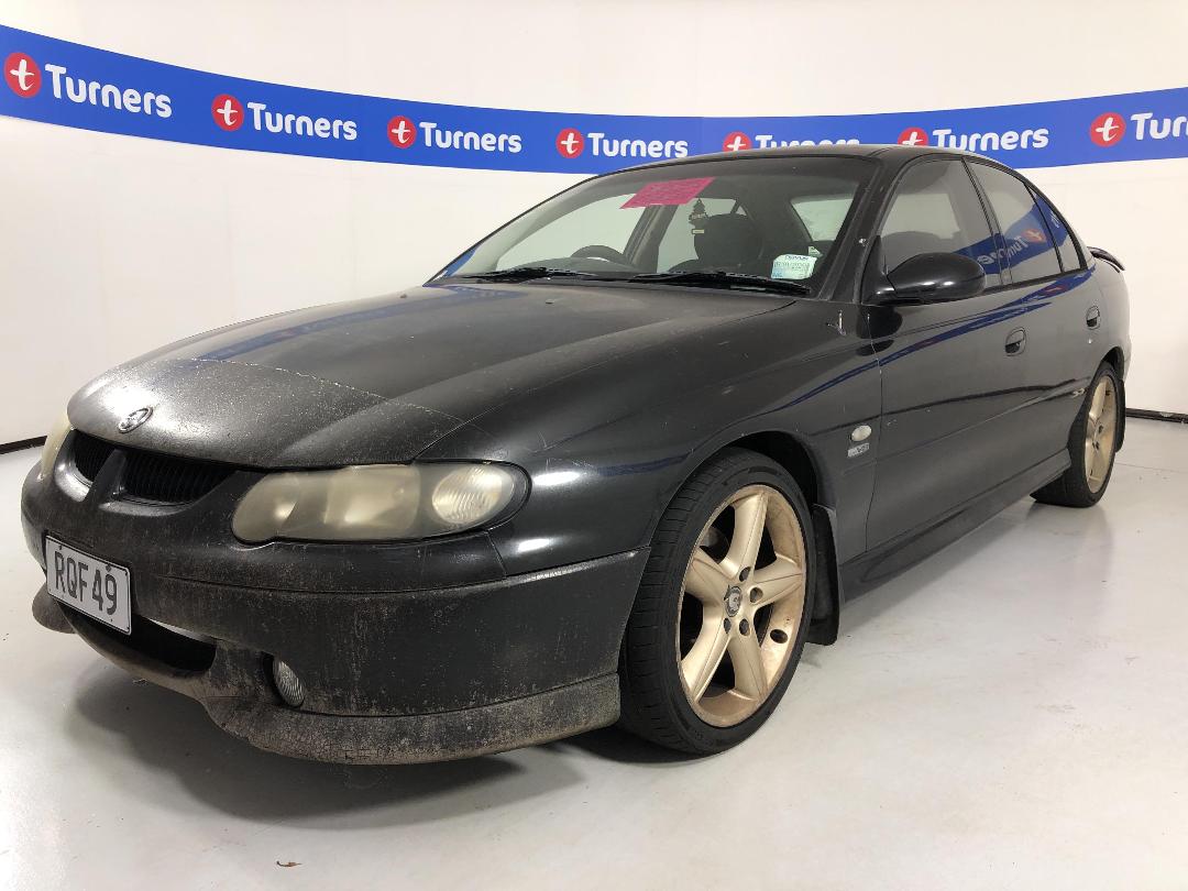 Photo '4' of Holden Commodore SS V8