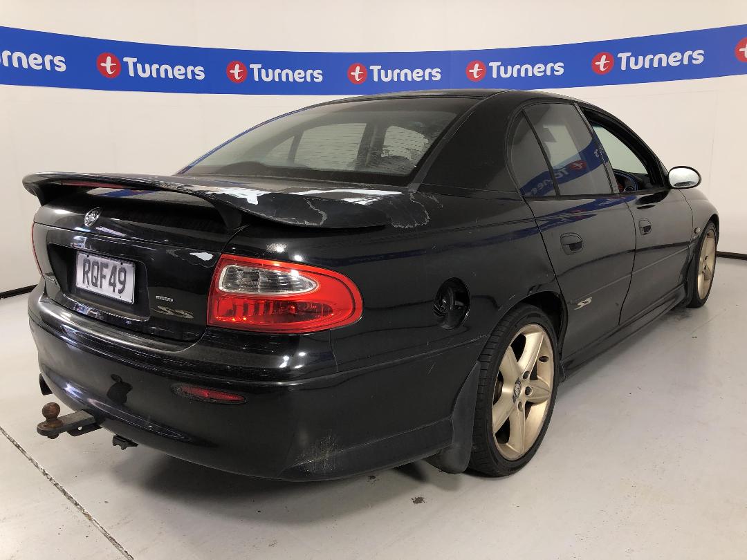 Photo '7' of Holden Commodore SS V8