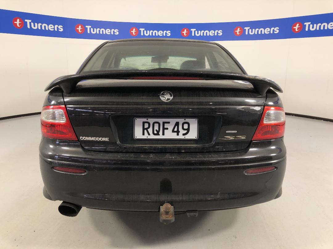 Photo '9' of Holden Commodore SS V8