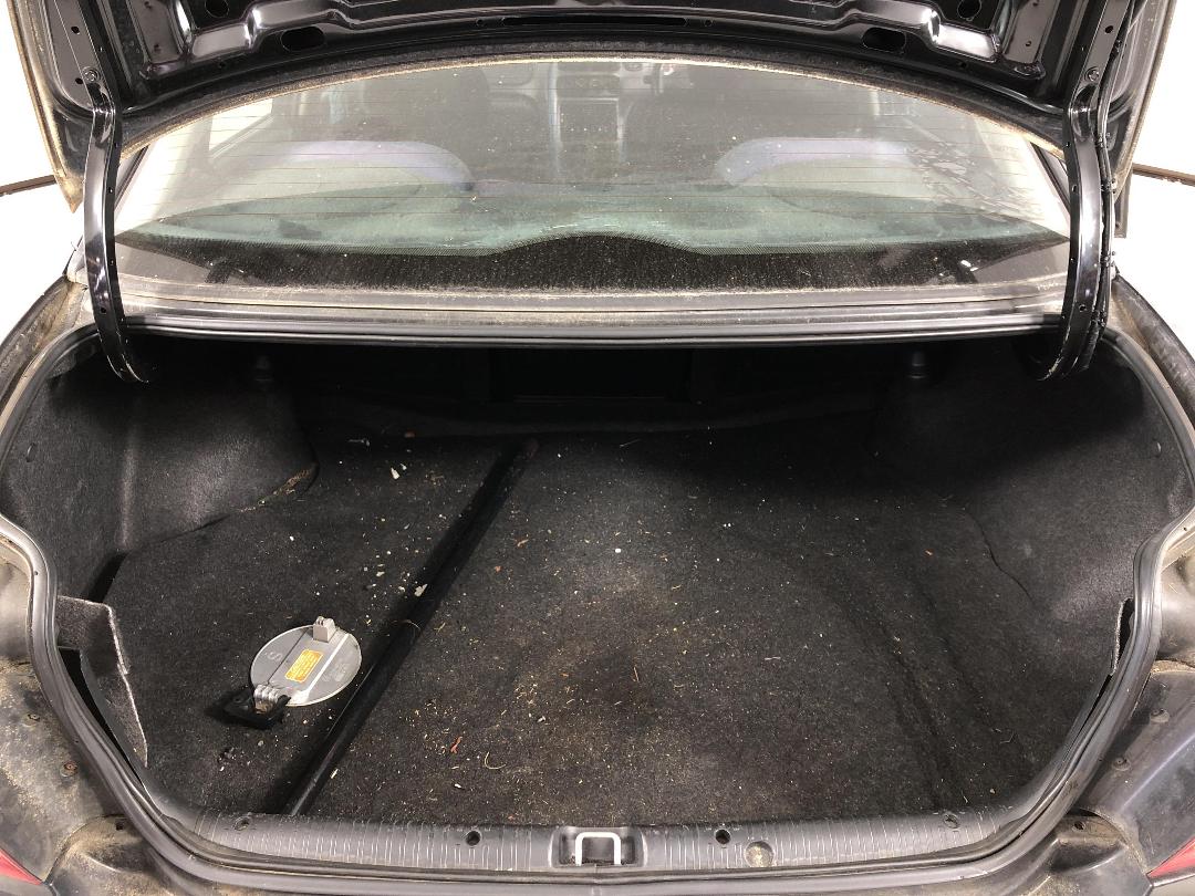 Photo '12' of Holden Commodore SS V8