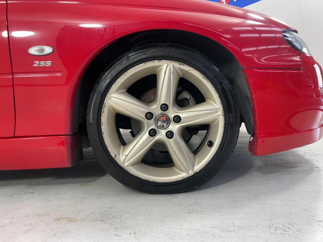 Photo '9' of Holden Commodore