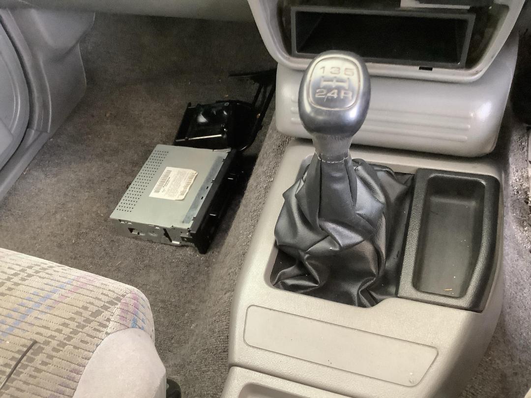 Photo '13' of Holden Rodeo 4X2 Crew P/U LE DSL Photo '13' of Holden Rodeo 4X2 Crew P/U LE DSL