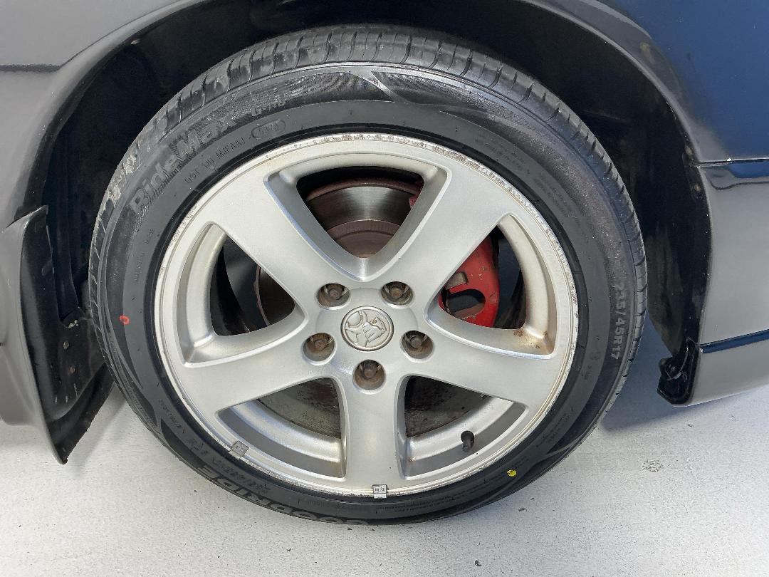 Photo '9' of Holden UTE