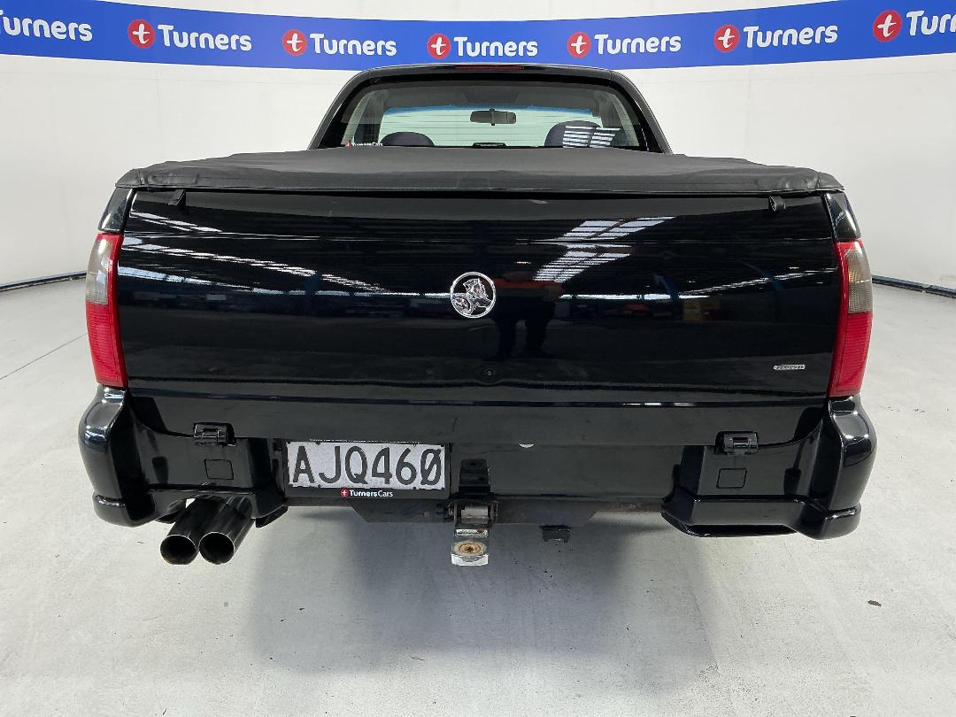 Photo '6' of Holden UTE