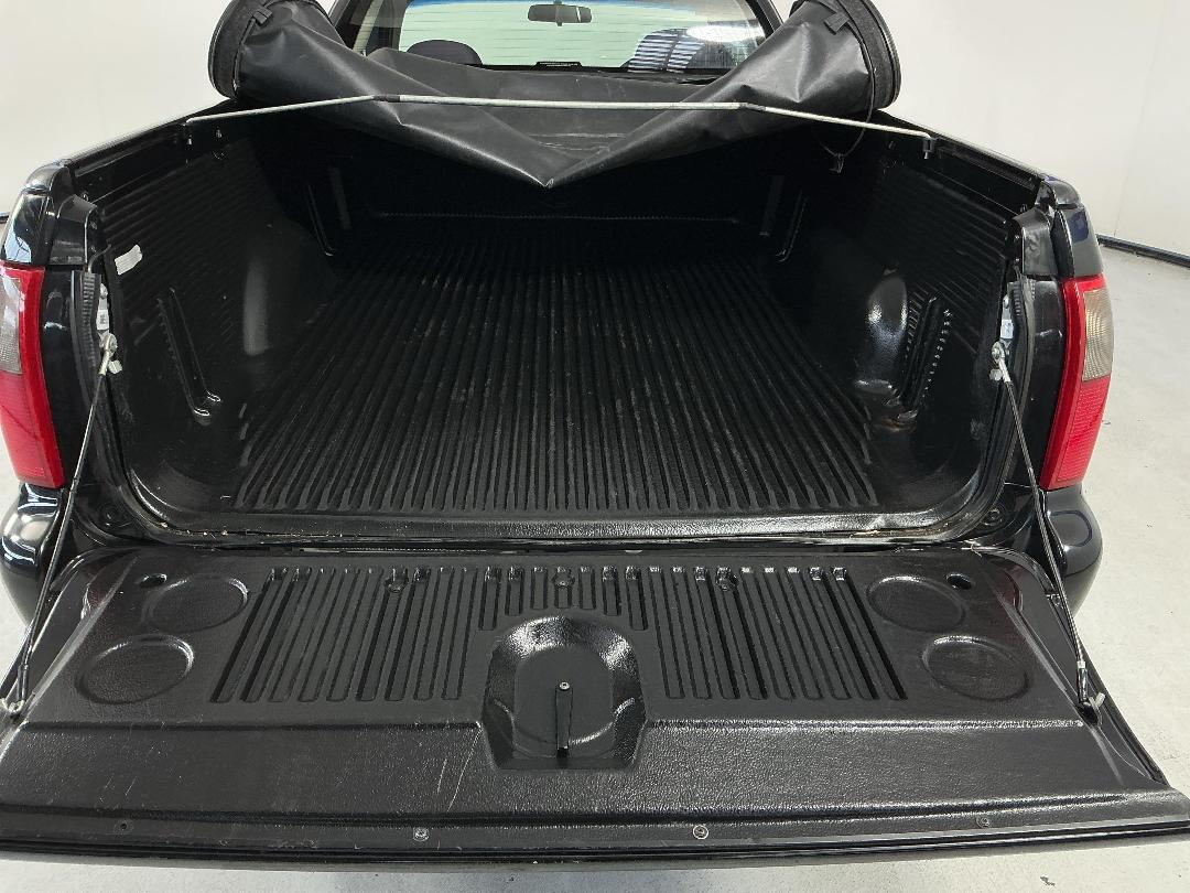 Photo '14' of Holden UTE