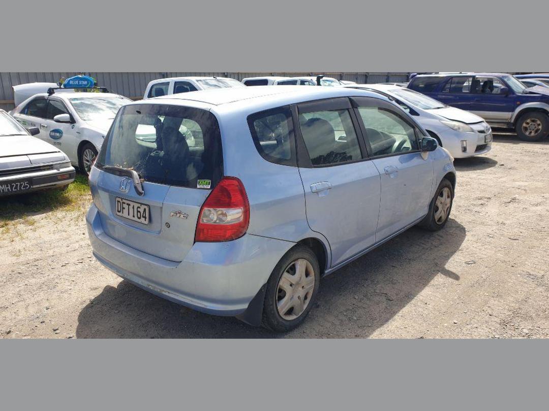 Photo '8' of Honda FIT Photo '8' of Honda FIT