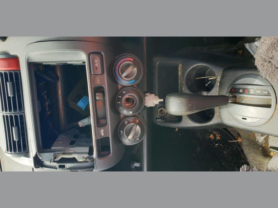 Photo '12' of Honda FIT Photo '12' of Honda FIT