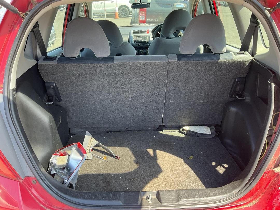 Photo '6' of Honda FIT Photo '6' of Honda FIT