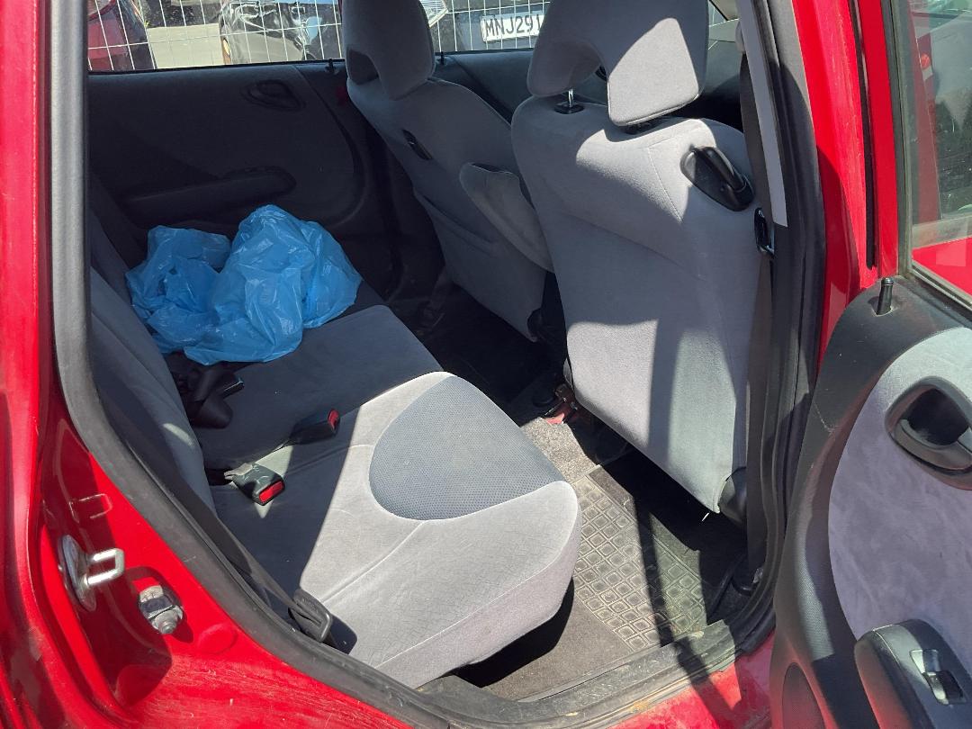 Photo '12' of Honda FIT Photo '12' of Honda FIT