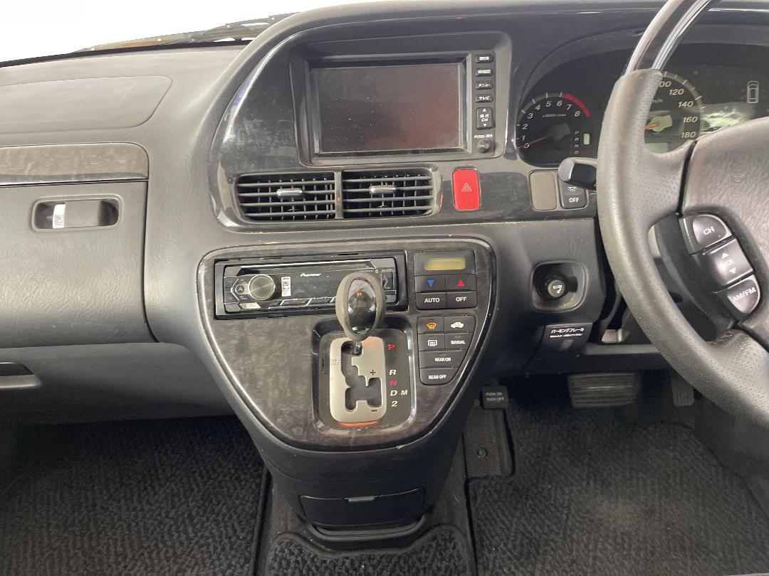 Photo '18' of Honda Odyssey