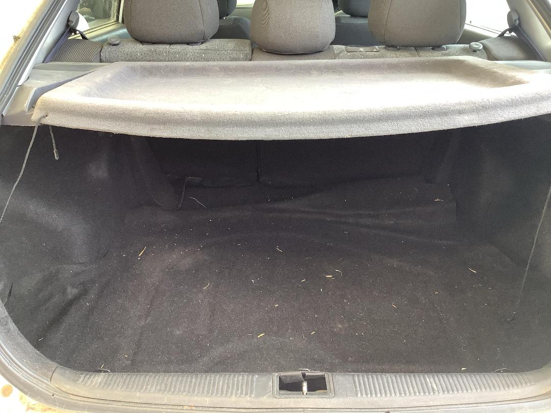 Photo '7' of Hyundai Elantra GL ABS Photo '7' of Hyundai Elantra GL ABS