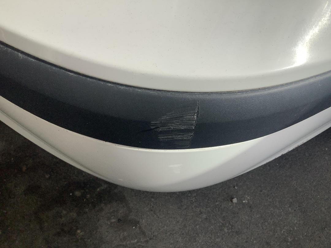 Photo '5' of Hyundai Elantra GL Photo '5' of Hyundai Elantra GL