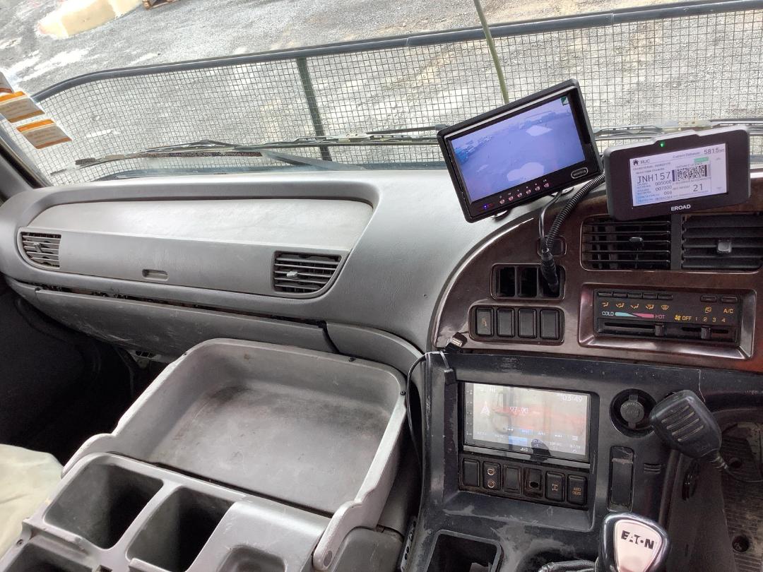 Photo '14' of Isuzu EXZ 390 Tanker