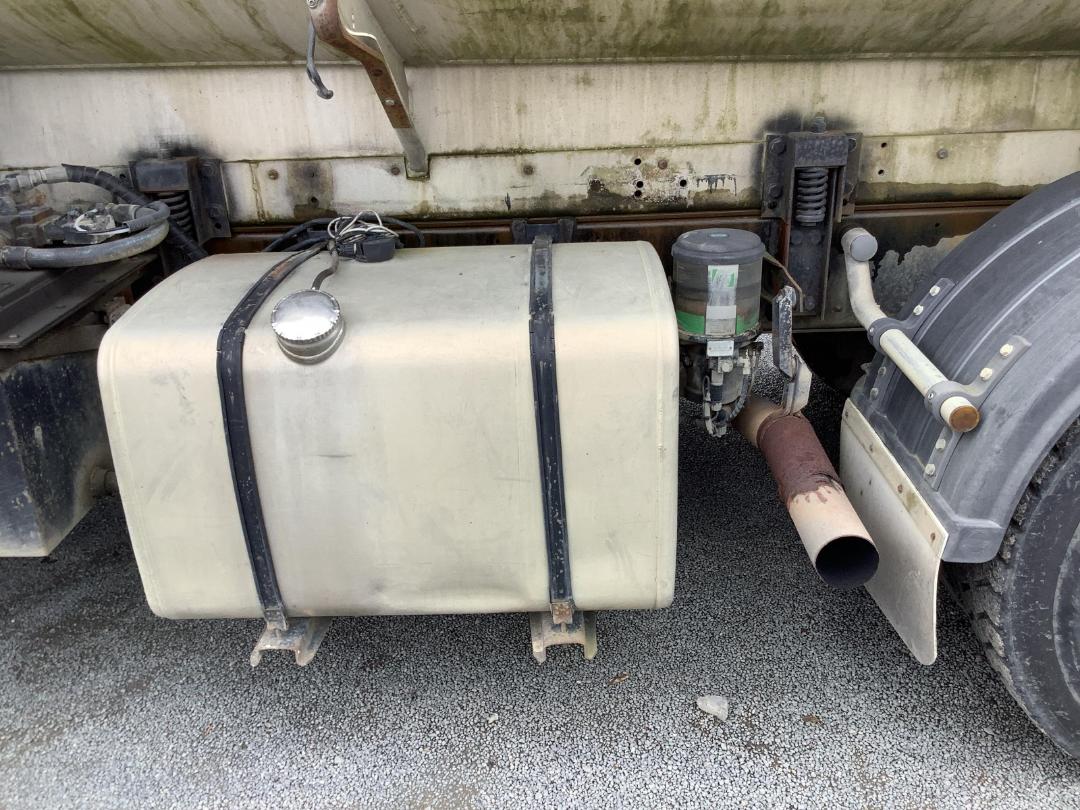 Photo '20' of Isuzu EXZ 390 Tanker