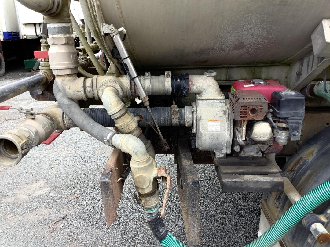 Photo '24' of Isuzu EXZ 390 Tanker