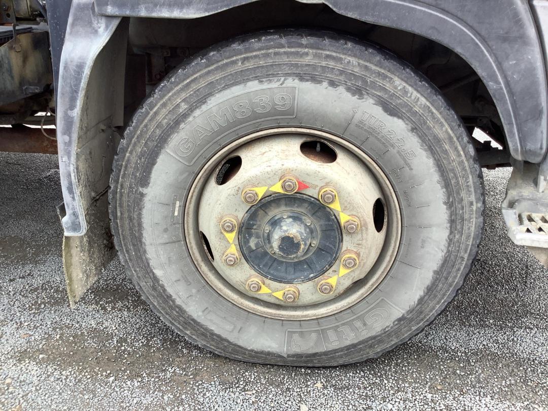 Photo '31' of Isuzu EXZ 390 Tanker