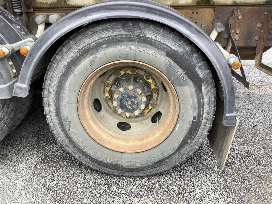 Photo '37' of Isuzu EXZ 390 Tanker