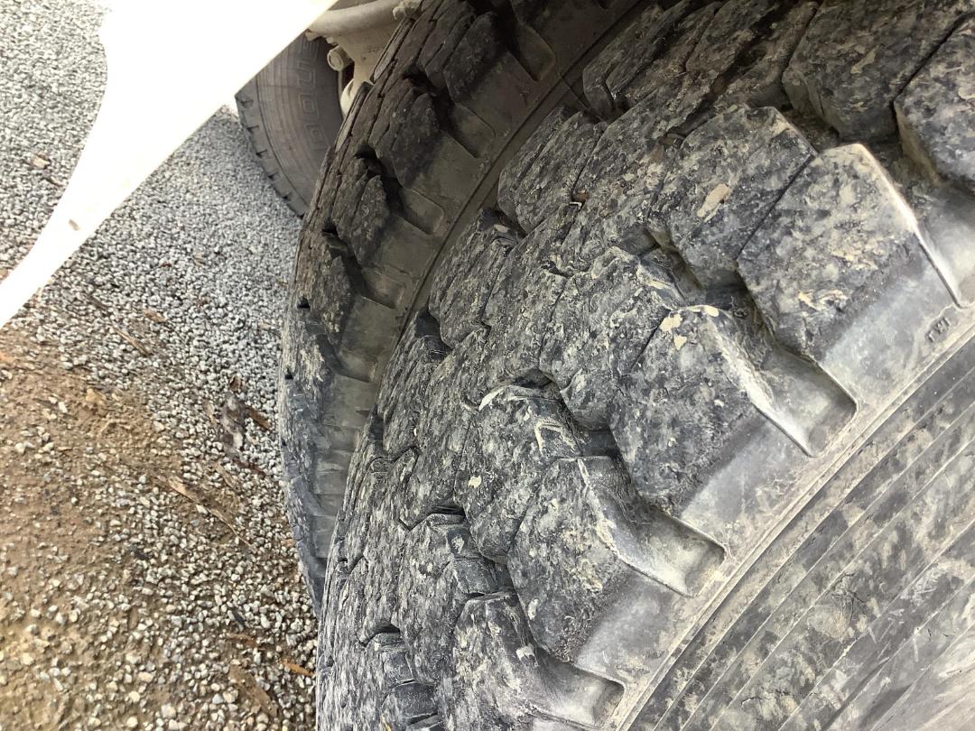 Photo '36' of Isuzu EXZ 390 Tanker