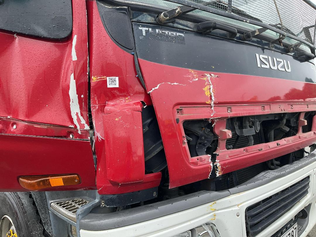 Photo '30' of Isuzu EXZ450 Tipper