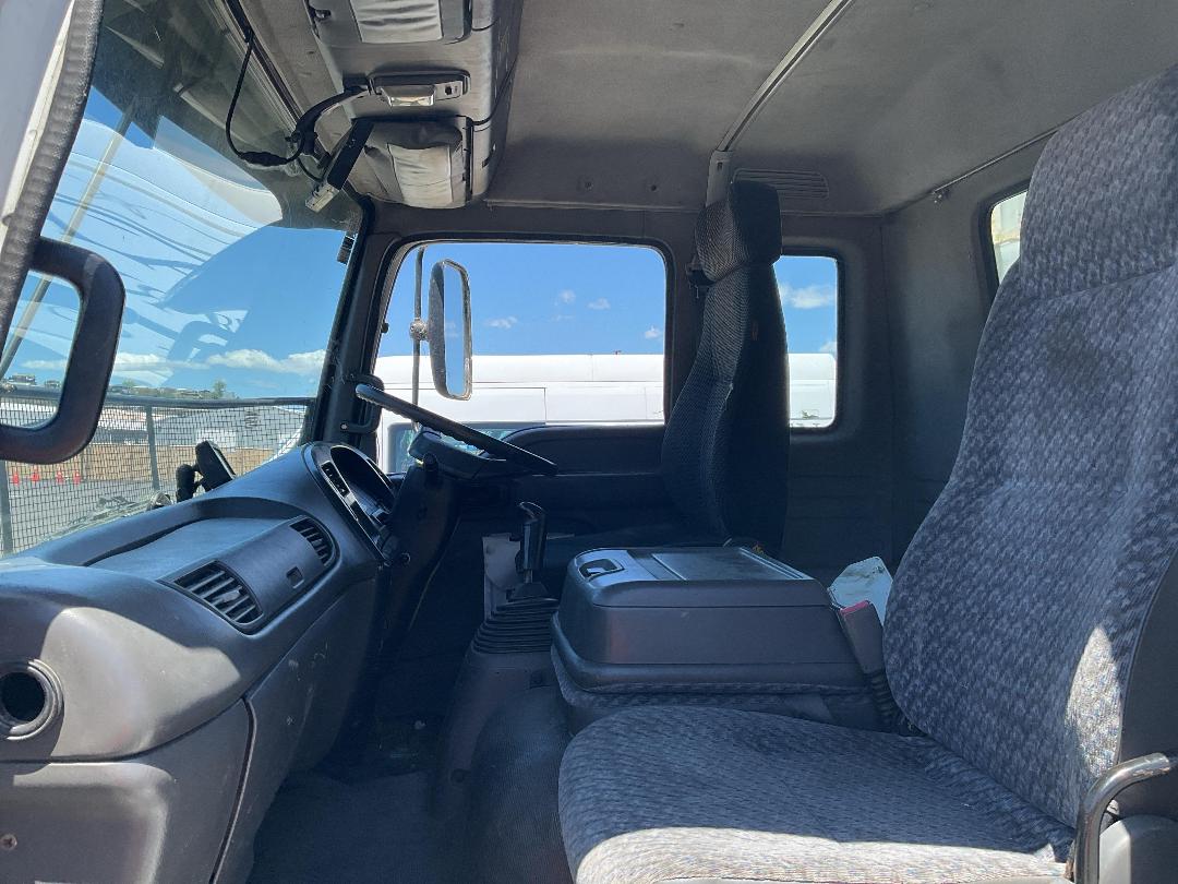 Photo '13' of Isuzu F Series FVZ1400 6X4 TRUCK Curtainsider Photo '13' of Isuzu F Series FVZ1400 6X4 TRUCK Curtainsider