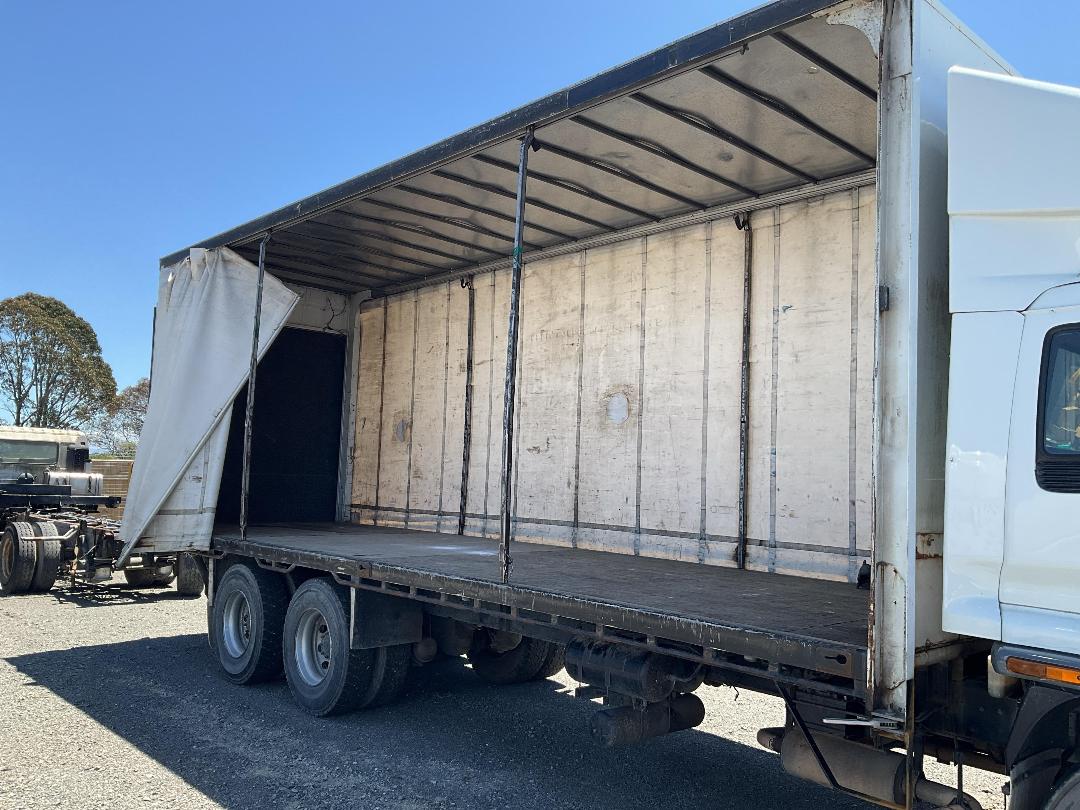 Photo '17' of Isuzu F Series FVZ1400 6X4 TRUCK Curtainsider Photo '17' of Isuzu F Series FVZ1400 6X4 TRUCK Curtainsider