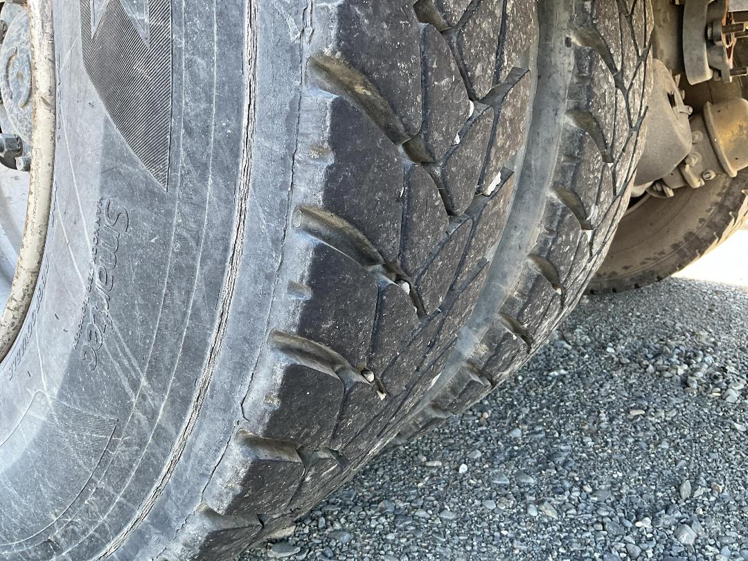 Photo '24' of Isuzu F Series FVZ1400 6X4 TRUCK Curtainsider Photo '24' of Isuzu F Series FVZ1400 6X4 TRUCK Curtainsider