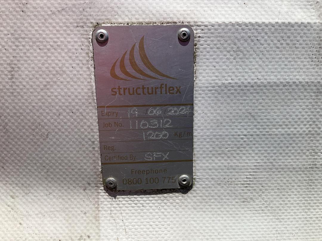 Photo '33' of Isuzu F Series FVZ1400 6X4 TRUCK Curtainsider Photo '33' of Isuzu F Series FVZ1400 6X4 TRUCK Curtainsider