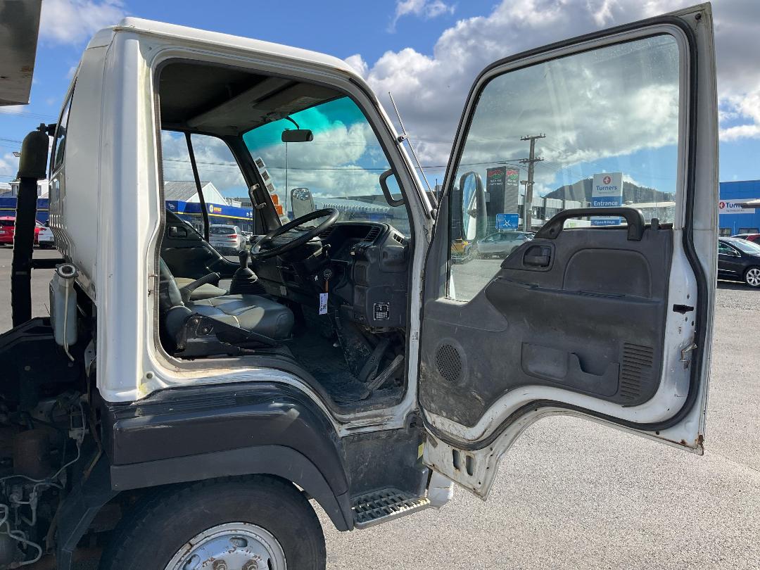 Photo '11' of Isuzu JUSTON NRR35C3 Tipper