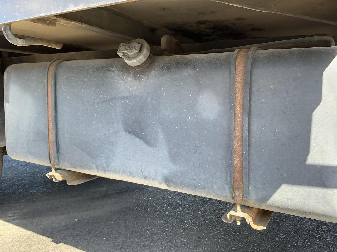 Photo '32' of Isuzu N Series NKR300C 4X2 TRUCK Flat Deck