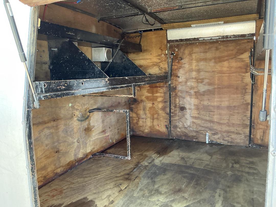 Photo '27' of Isuzu N Series NKR300C 4X2 TRUCK Flat Deck