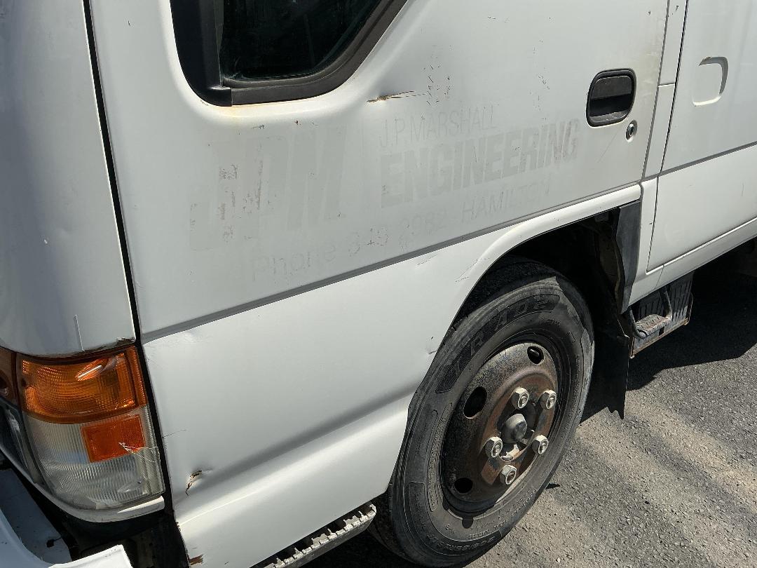 Photo '18' of Isuzu N Series NKR300C 4X2 TRUCK Flat Deck