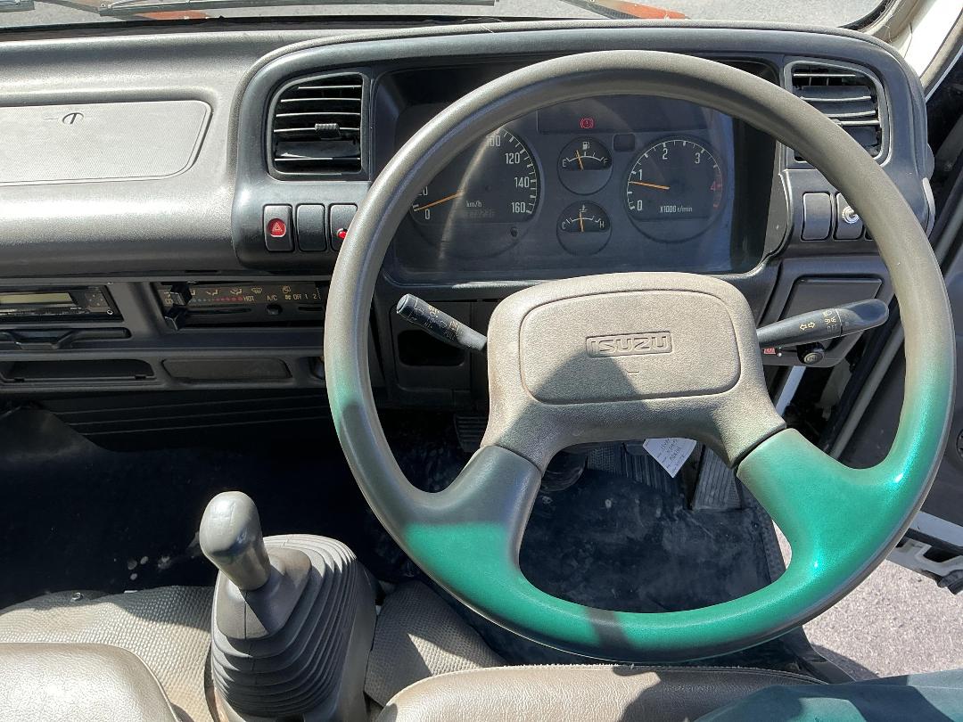 Photo '11' of Isuzu N Series NKR300C 4X2 TRUCK Flat Deck