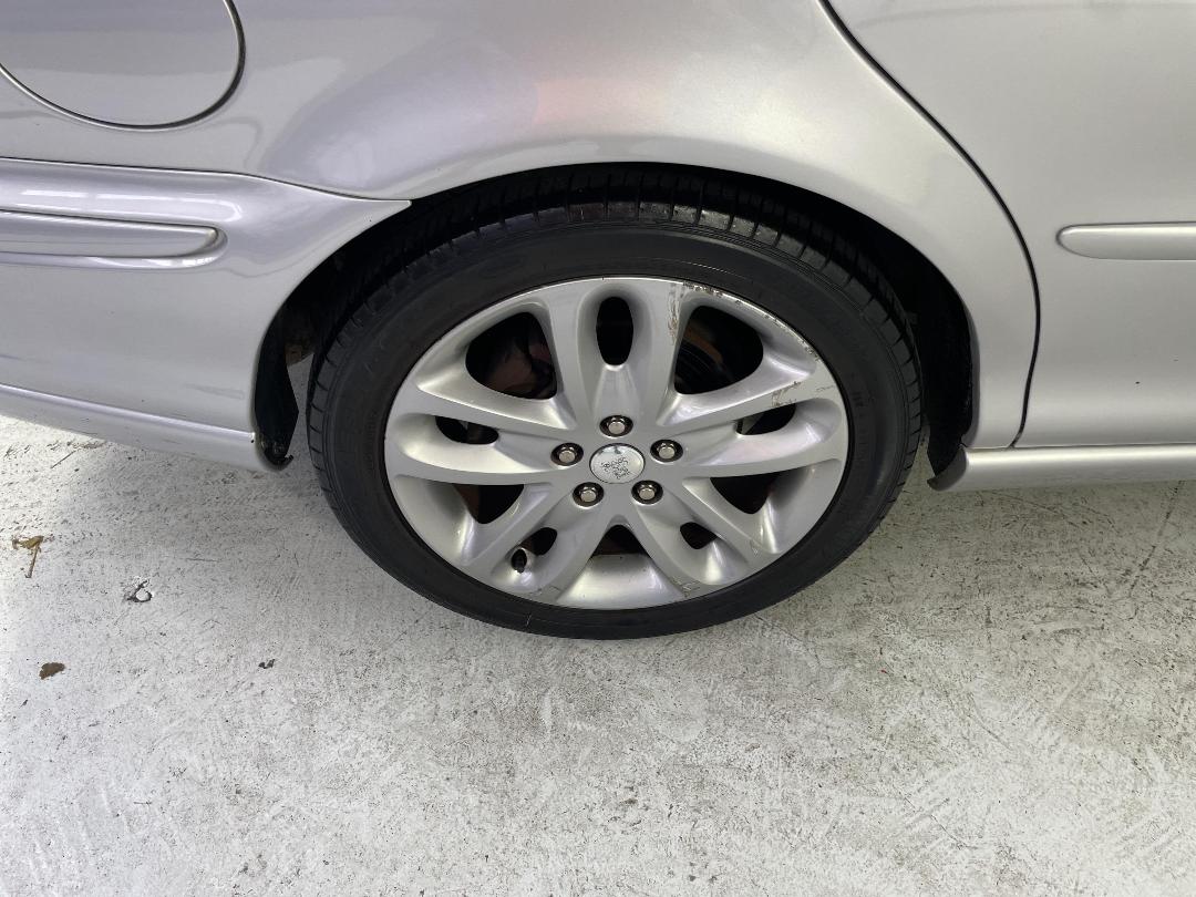 Photo '12' of Jaguar X-Type