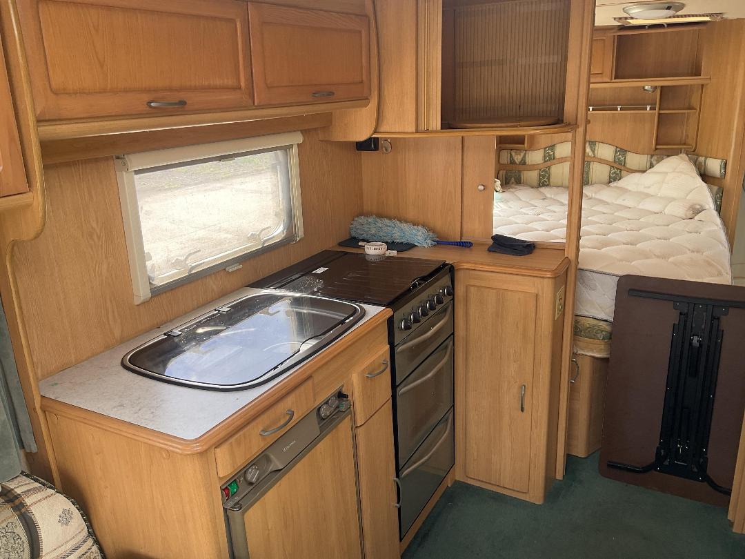 Photo '23' of Lunar Lexon EW Caravan - Tandem Photo '23' of Lunar Lexon EW Caravan - Tandem