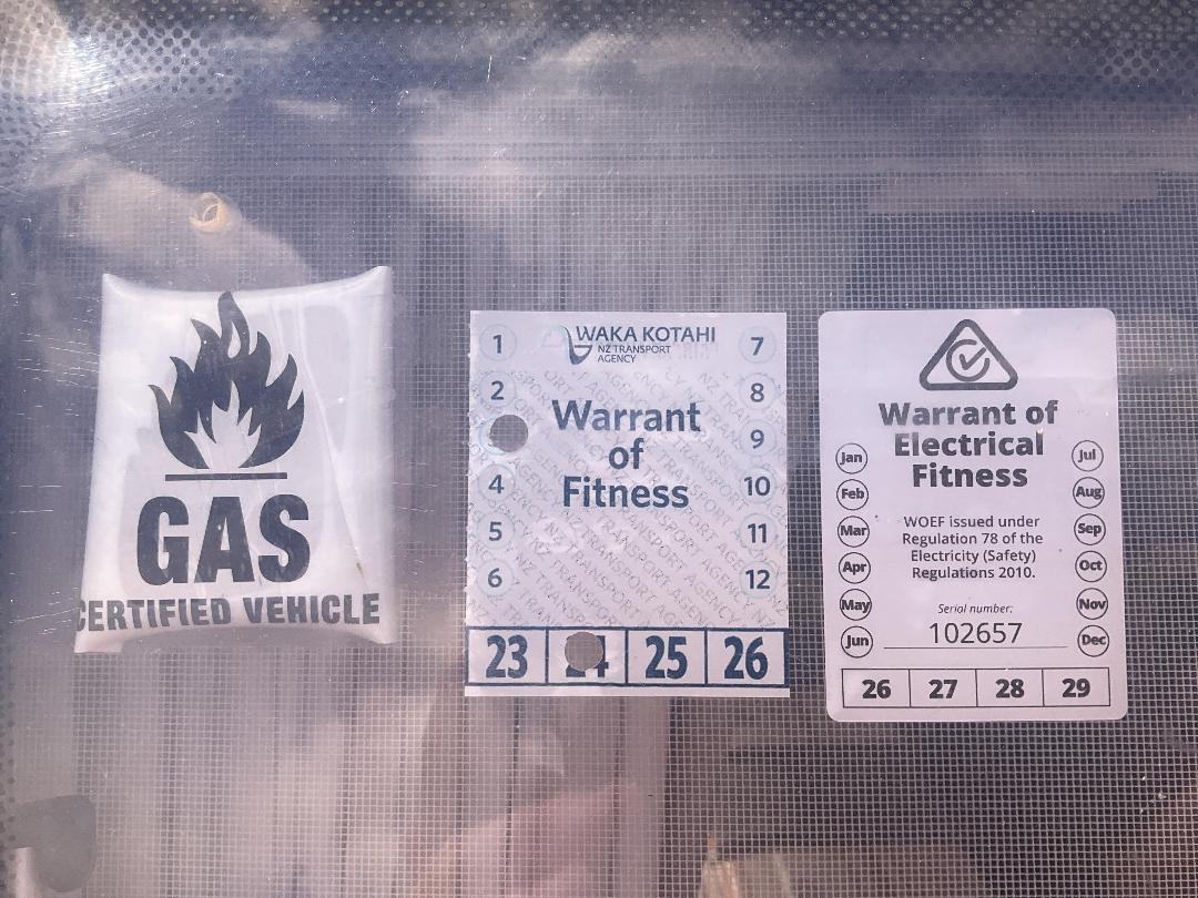 Photo '32' of Lunar Lexon EW Caravan - Tandem Photo '32' of Lunar Lexon EW Caravan - Tandem