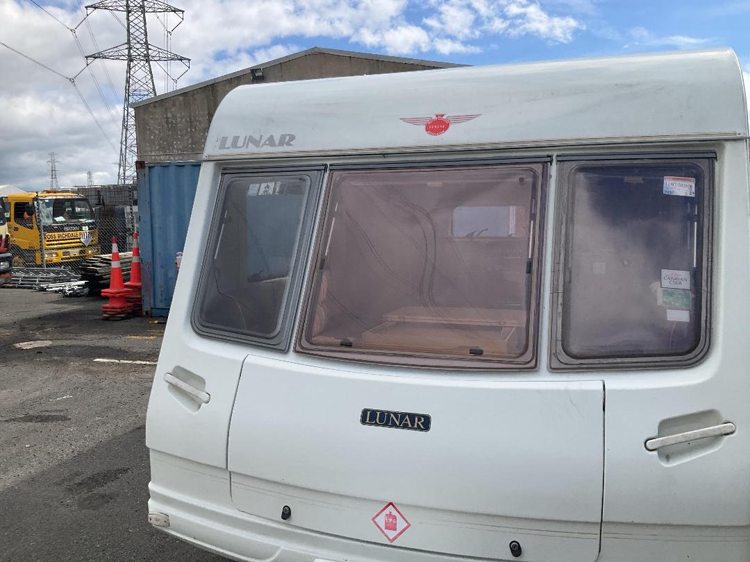 Photo '6' of Lunar Stellar 400 Caravan - Single