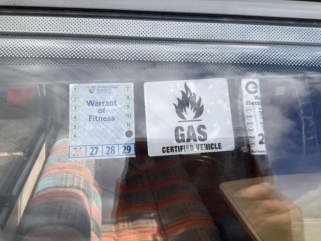 Photo '19' of Lunar Stellar 400 Caravan - Single