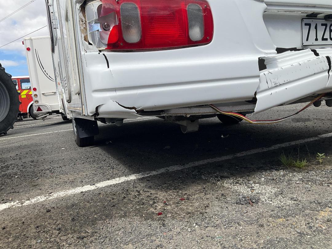 Photo '16' of Lunar Stellar 400 Caravan - Single