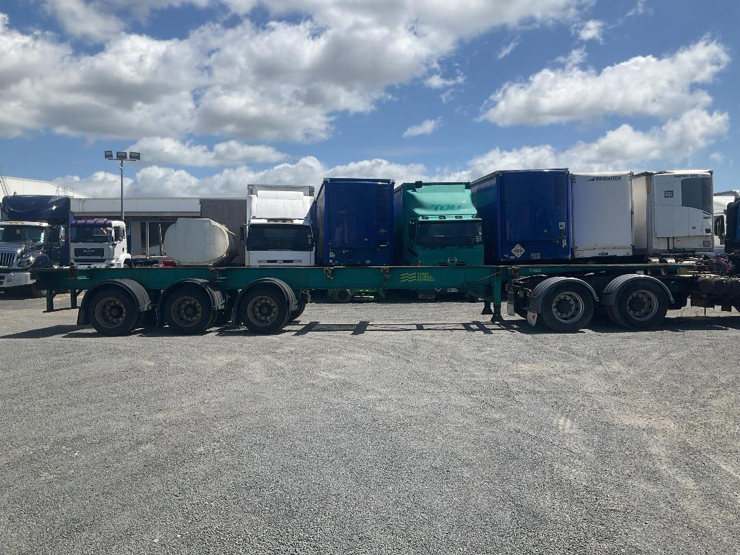 Photo '3' of MAXICUBE DRIVE FREIGHTER Skeletal Semi