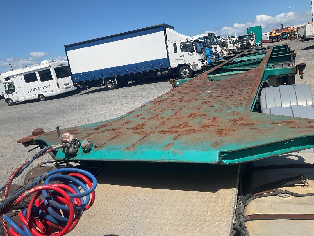 Photo '9' of MAXICUBE DRIVE FREIGHTER Skeletal Semi