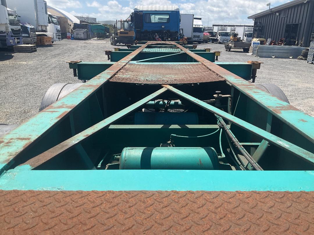 Photo '13' of MAXICUBE DRIVE FREIGHTER Skeletal Semi