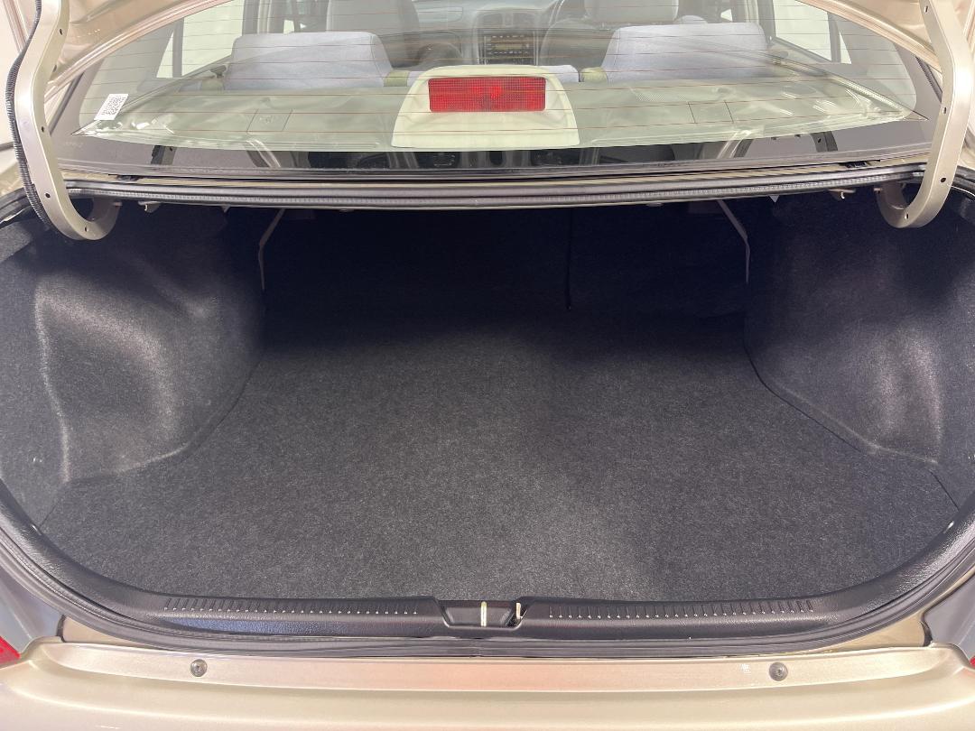 Photo '14' of Mazda 323