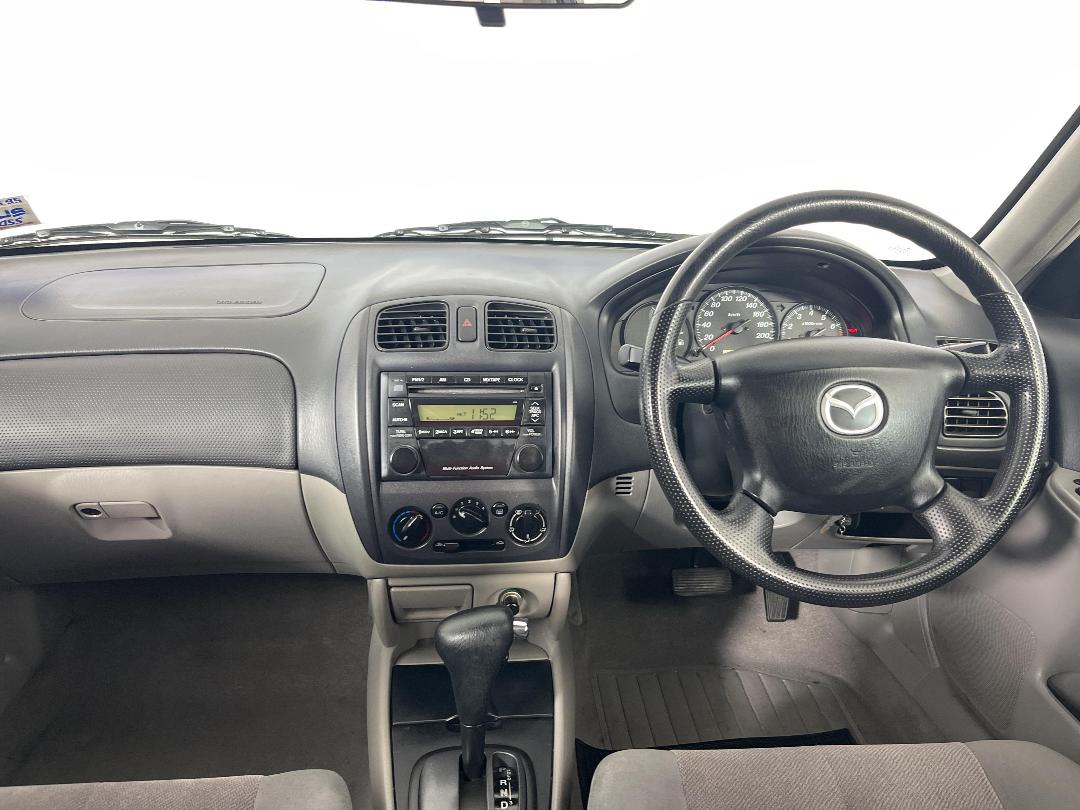 Photo '17' of Mazda 323